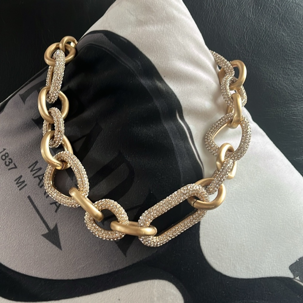 CULT GAIA REYES CLEAR CRYSTAL NECKLACE - Picture 3 of 10